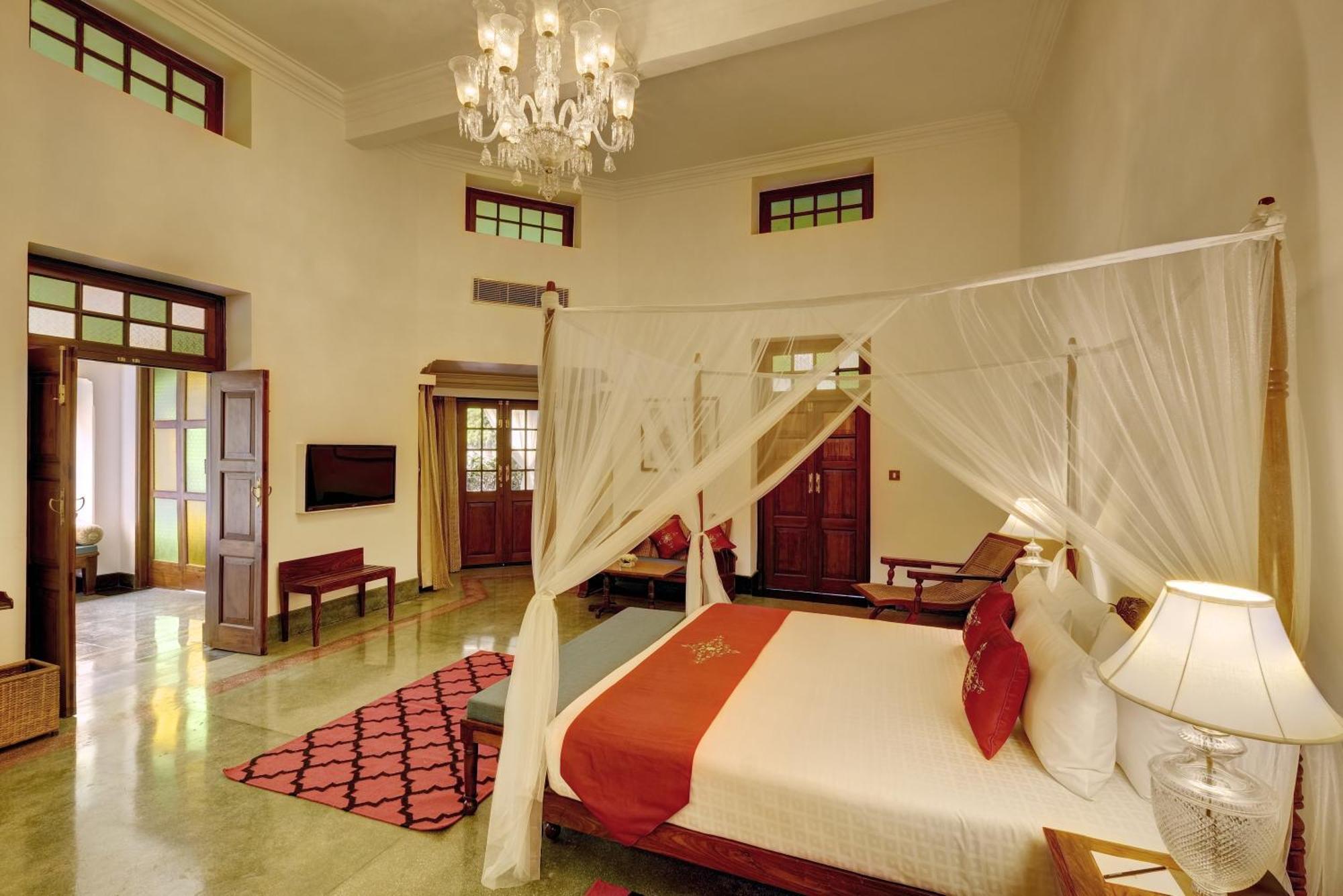 Saraca Hotel Lucknow Exterior photo